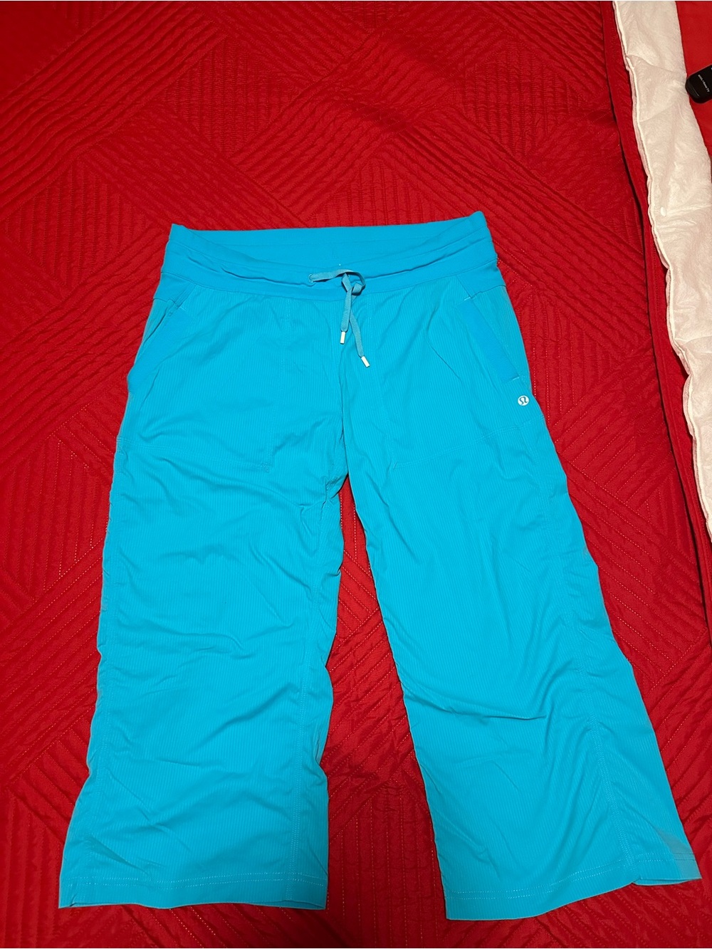Studio Capris - Picture 3 of 4